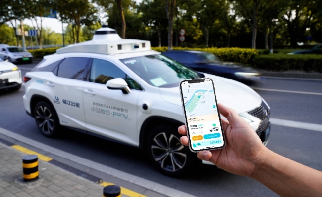 小馬智行IPO:Robotaxi業務難挑大梁,持續虧損成隱憂