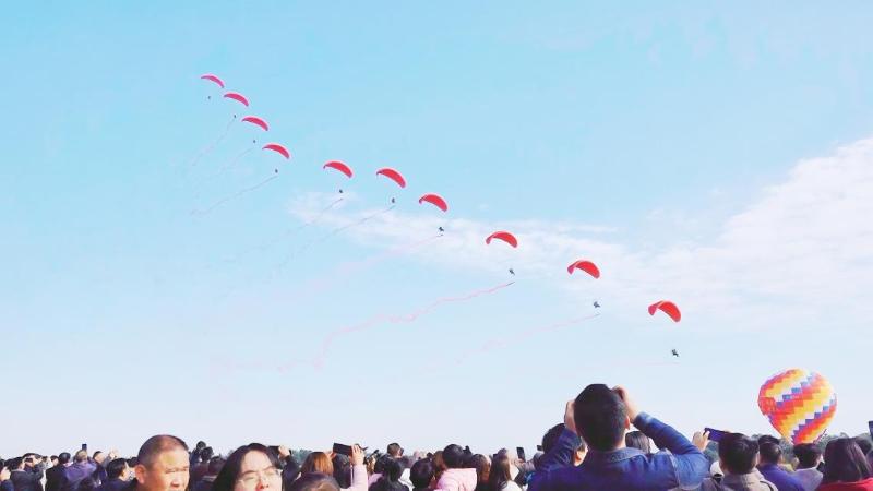江西吉安：2200米高空“炫技” 助力低空經濟騰飛