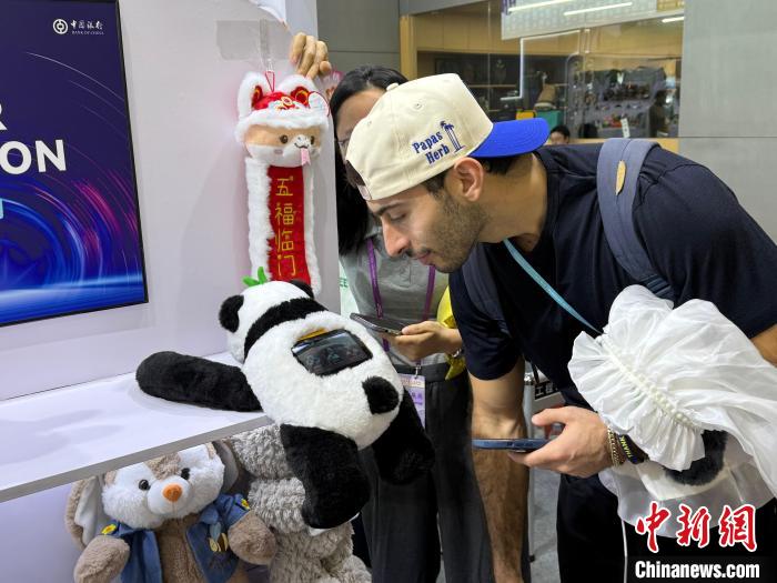 廣交會(huì)觀察:中國(guó)玩具業(yè)創(chuàng)新產(chǎn)品“玩”出新天地