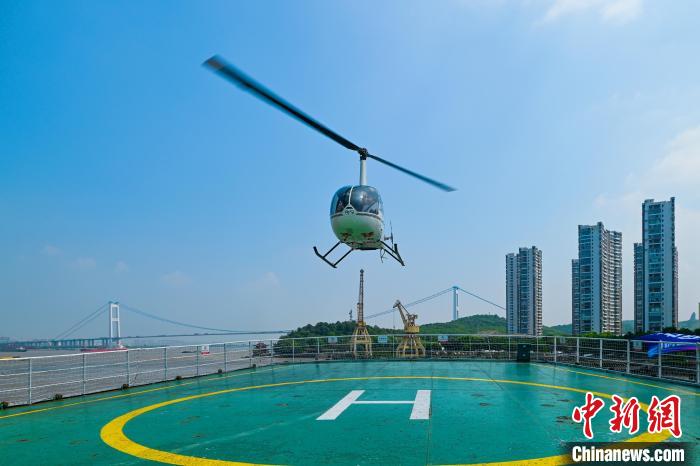 低空經濟網2024： 無錫“空空聯程”又一航線首飛 帶來全景