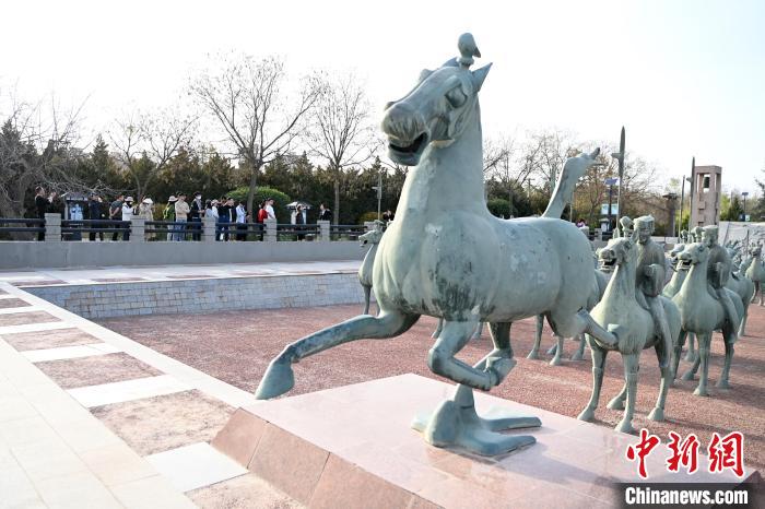 甘肅武威:全力打造絲綢之路經(jīng)濟(jì)帶黃金旅游目的地