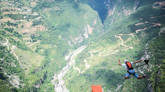 2024低空經濟報：貴州努力打造成為“世界低空滑翔傘圣地”