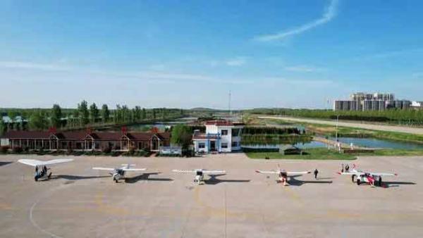 低空經(jīng)濟(jì)報(bào)2024: “低空起飛” 這個(gè)小縣城何以成全國(guó)首例