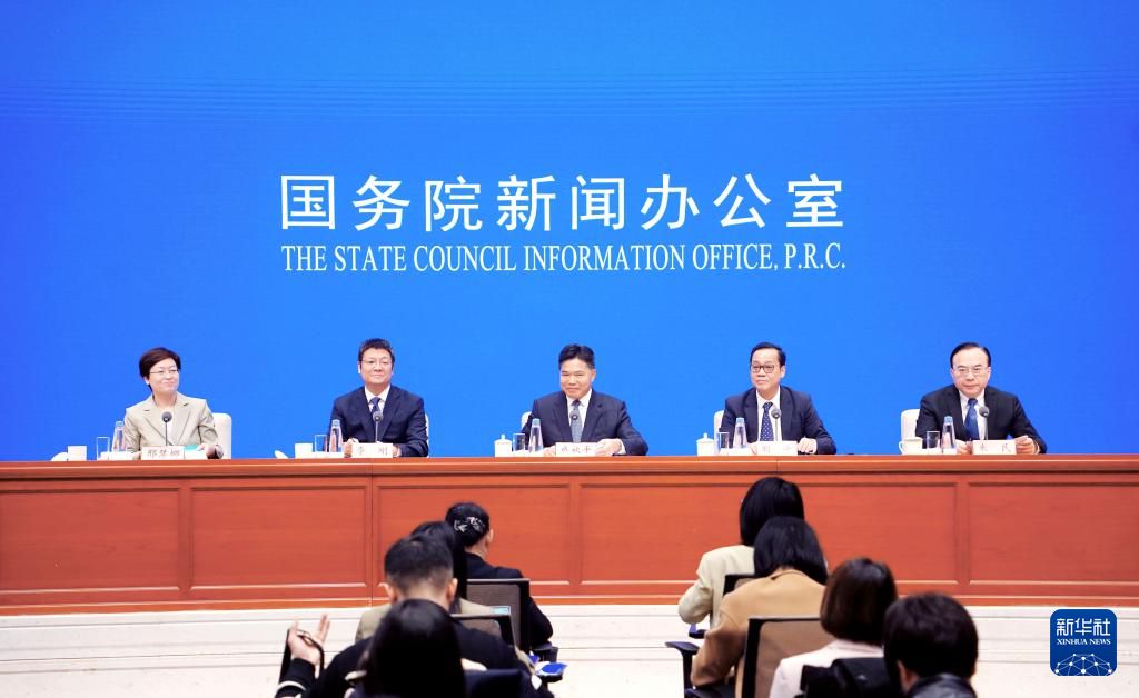 低空2025： 培育新型消費 突出首發經濟——中國國際消費中心城市精品消費月前瞻