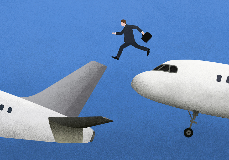 2025低空經濟報： 從小籠包“上天”到縣城“賣天”，低空經濟過熱了嗎